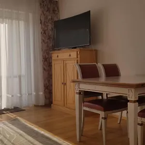 Apartment 2 Zimmerwohnung Am Flughafen Schönefeld, Berlin