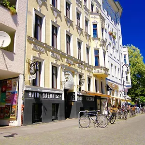 36 Kreuzberg Хостел